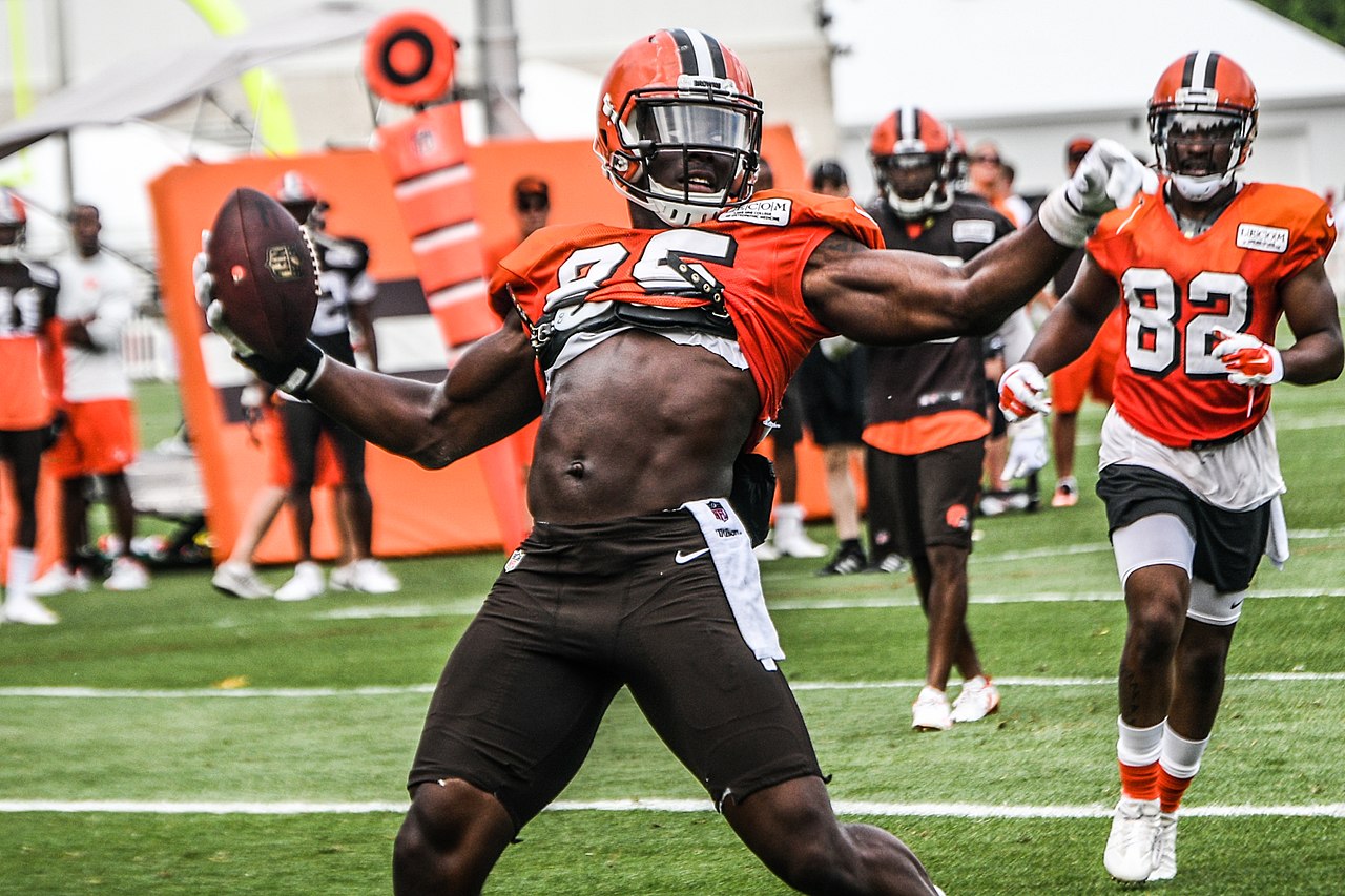 David Njoku à l'entraînement